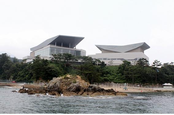 국제음악당.jpg
